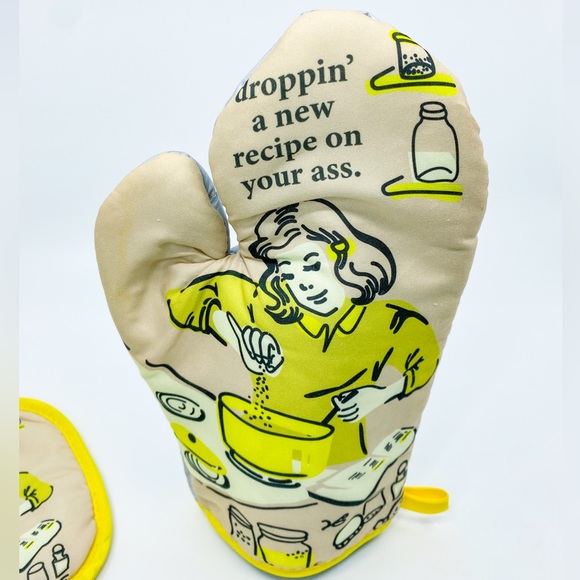 “Droppin A New Recipe” 2-Piece Cotton Oven Mitt/ Pot Holder Set - New In Package - Picture 3 of 9